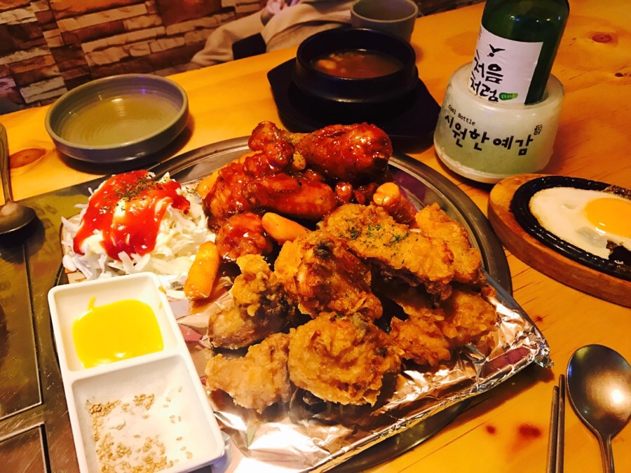 꼬꼬앤꿀꿀 이미지