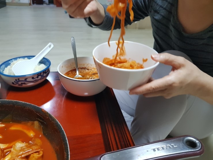 뚱이네떡볶이 이미지