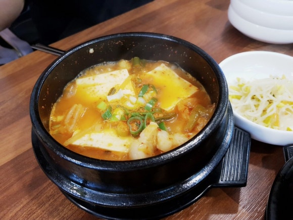 정성담은소소한식탁 이미지