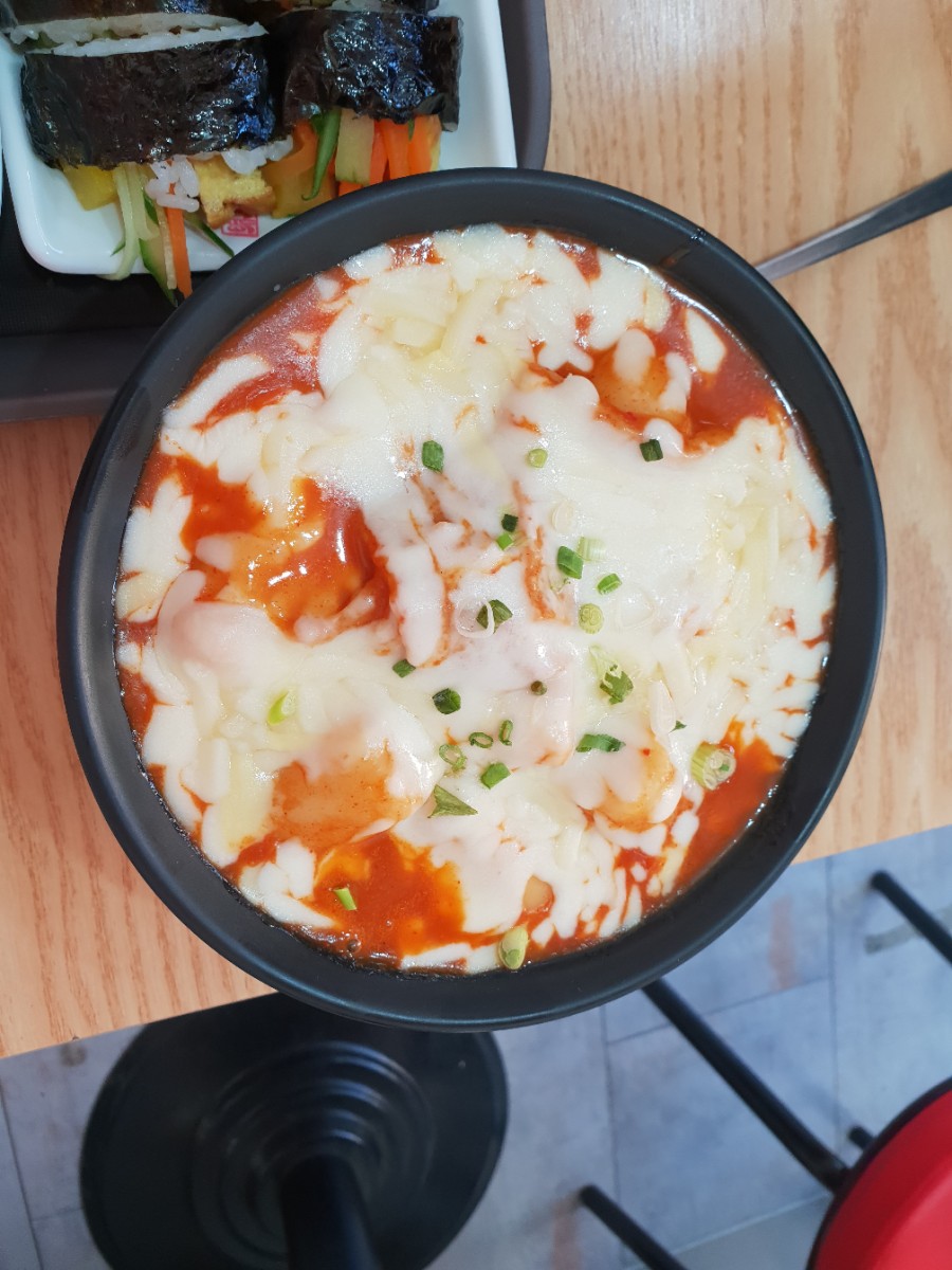 레드핫떡볶이 이미지