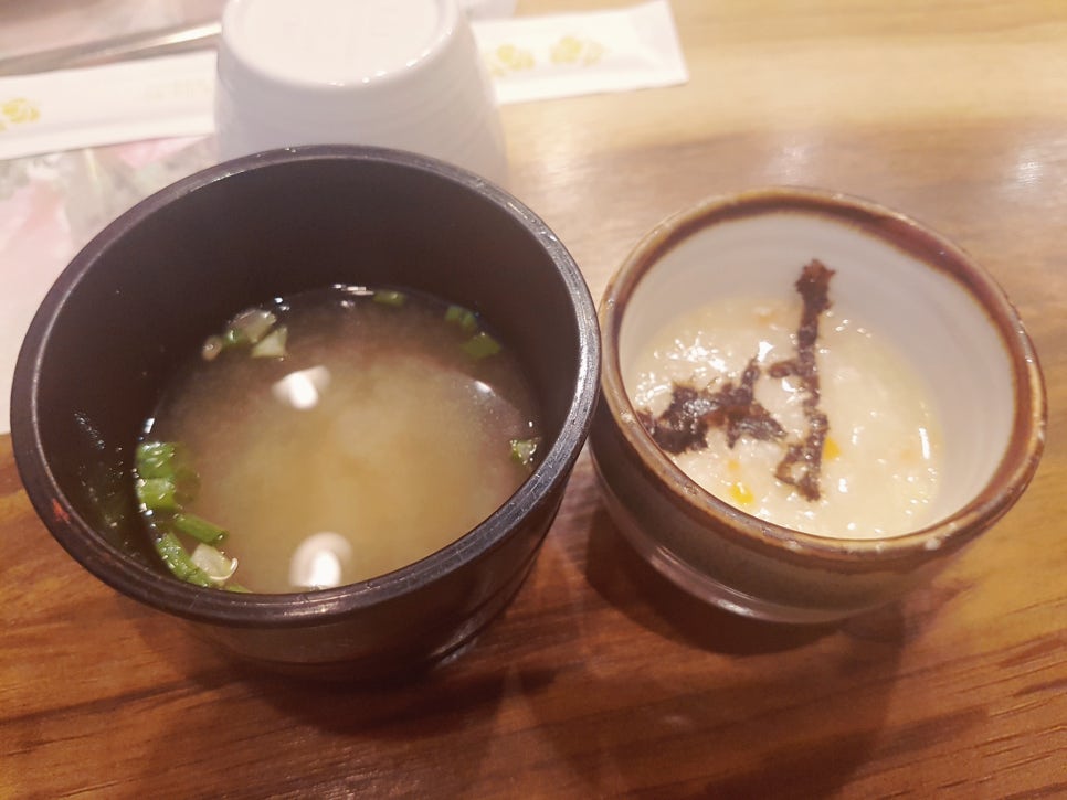 돌참치 이미지