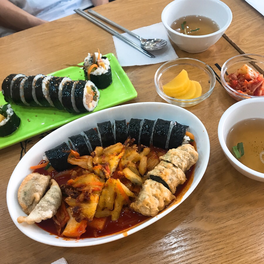 얌샘김밥신 이미지