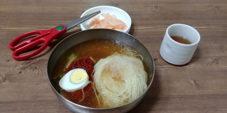 밀면전문 이미지