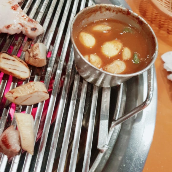 부뚜막흑돼지 이미지
