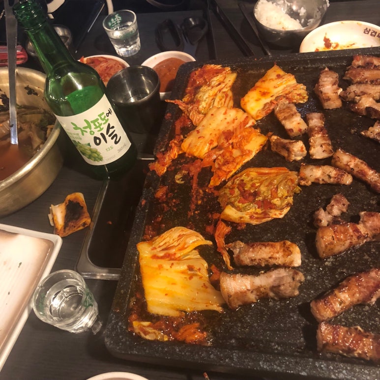 더삼겹 이미지