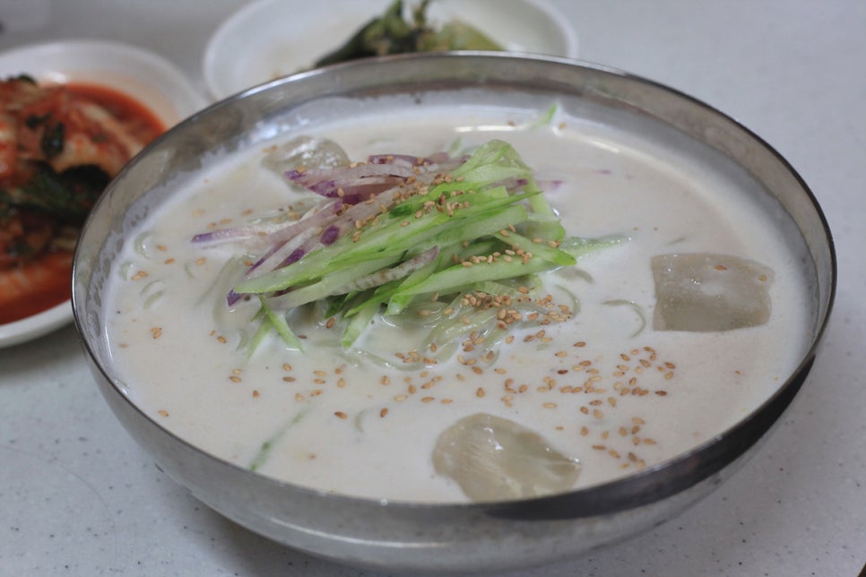 용문칼국수 이미지