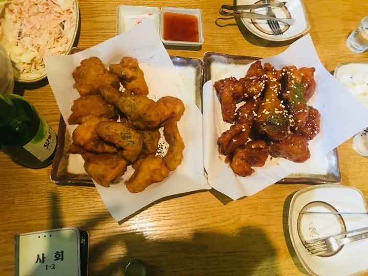 명랑아저씨치킨 이미지