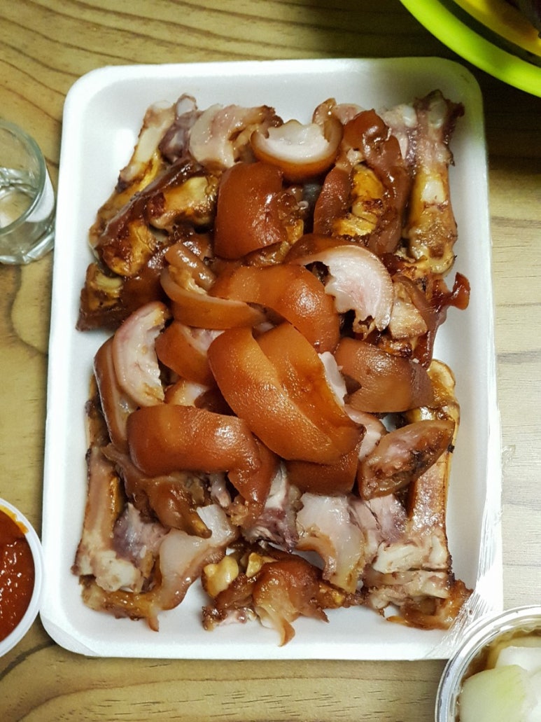 장춘왕족발 이미지