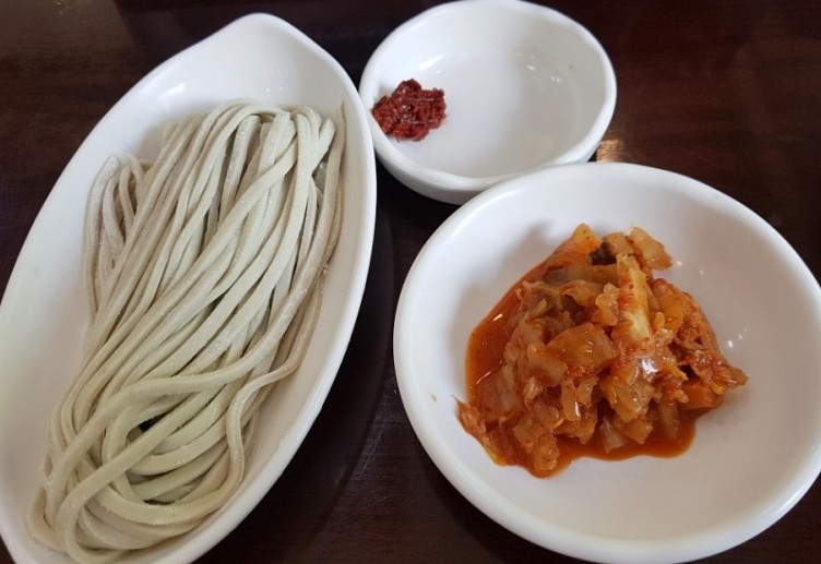 개성닭칼국수 이미지