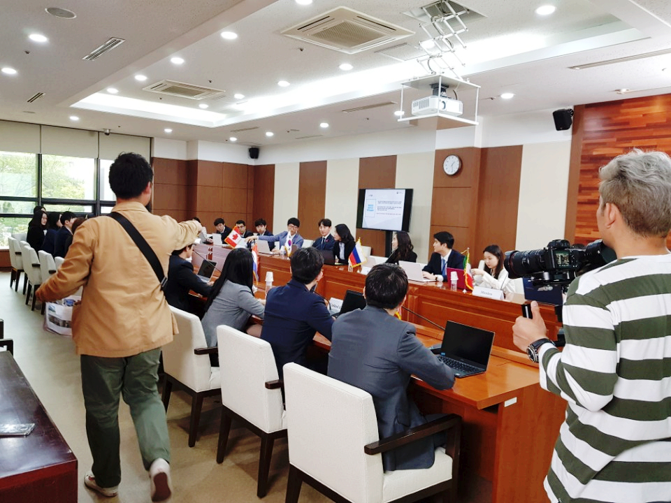 (주) 디베이스미디어 이미지