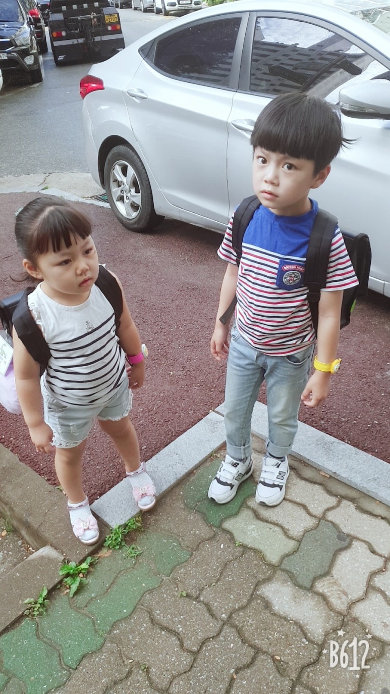 윤브로 이미지