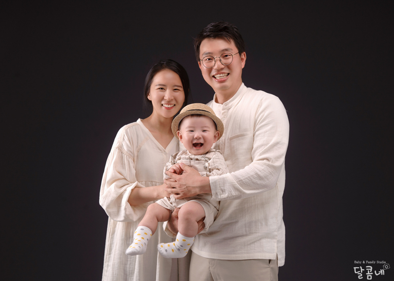 스튜디오홍작가 이미지