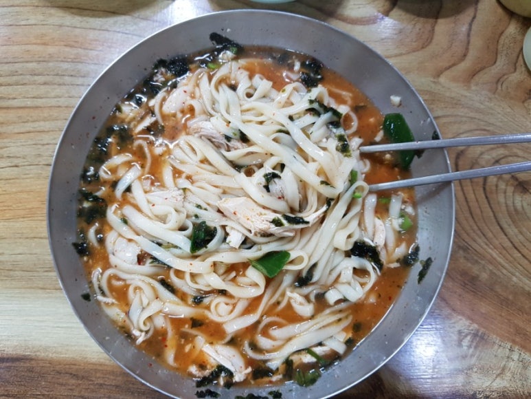 원조닭칼국수 이미지