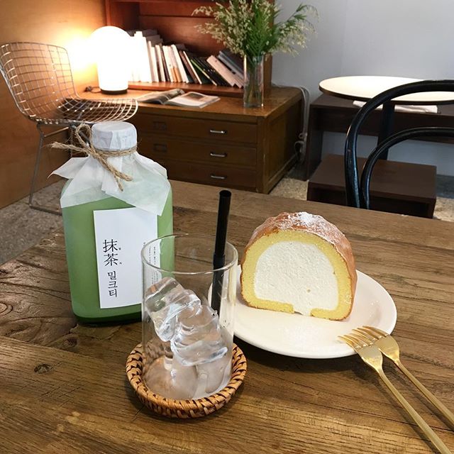 화이트브릭(WHITE BRICK) 이미지