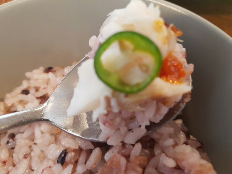 오월식탁 이미지