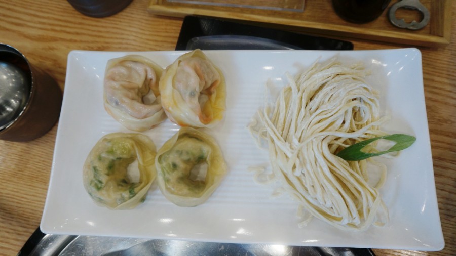 바른손칼국수 이미지