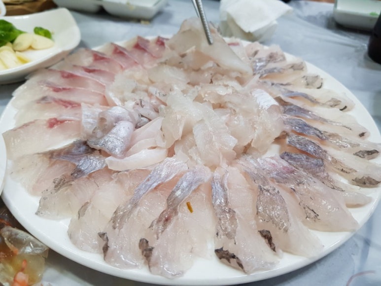 구진주횟집 이미지