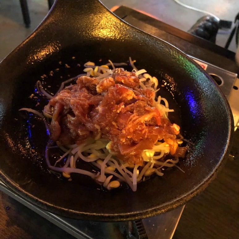 삼오칠싸롱 이미지