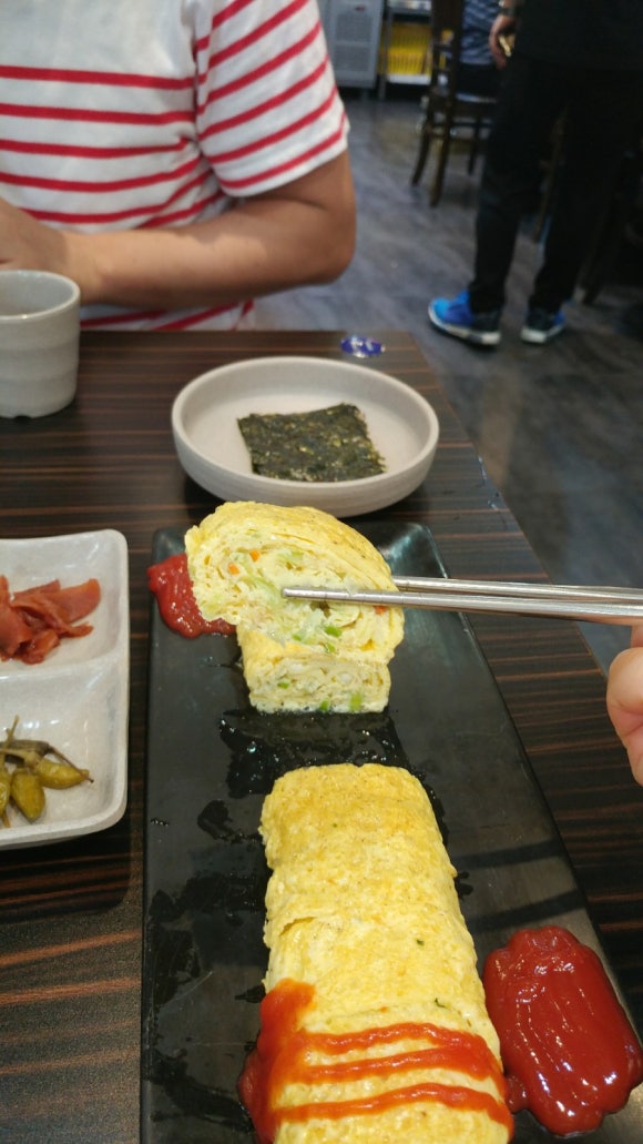 누름돌생고기김치찌개 이미지