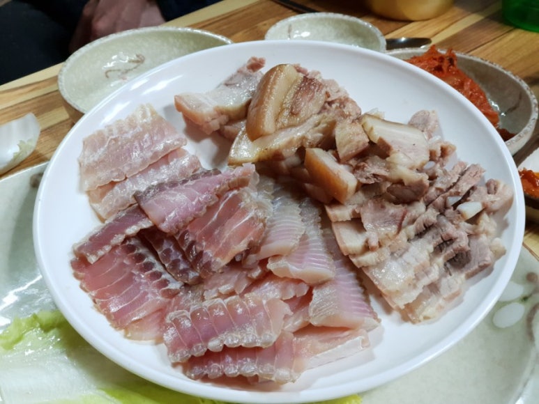 고향집홍어 이미지