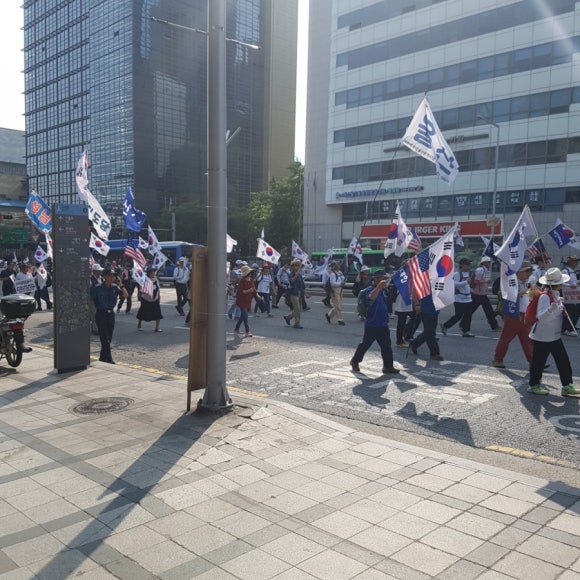 명동만물상회 이미지
