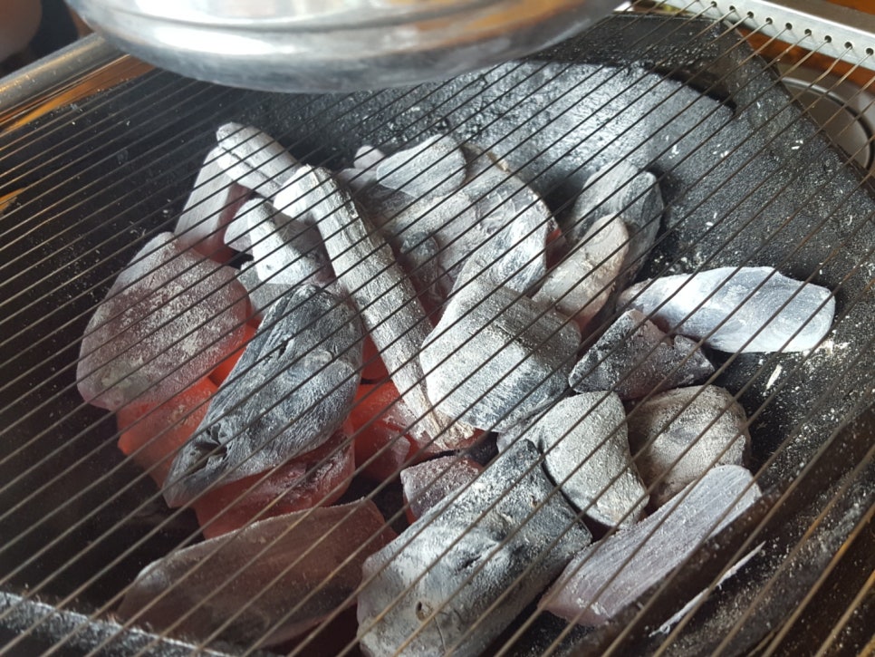 지리산생흑돼지 이미지