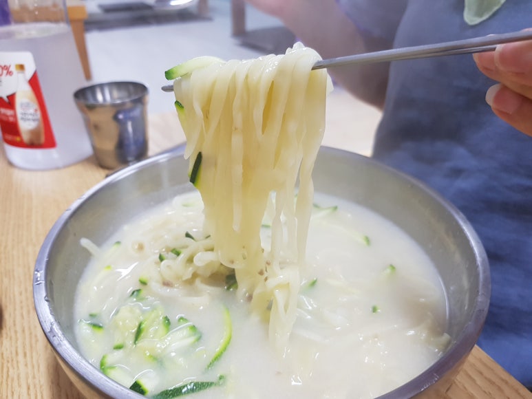 풍년칼국수집 이미지
