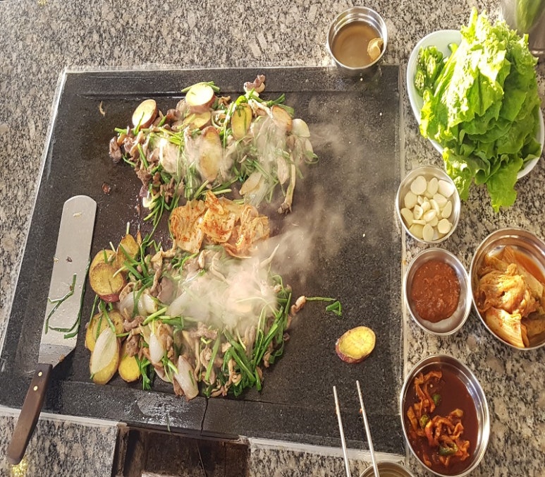 만성오리돌구이 이미지