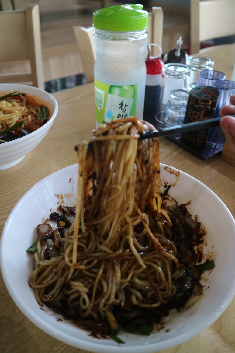 짬뽕앤짜장 이미지