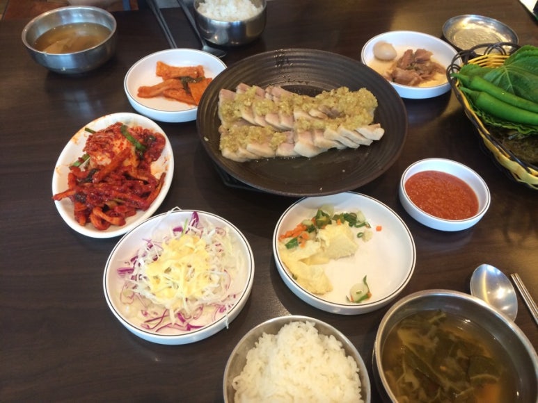 장모손한방왕족발 이미지