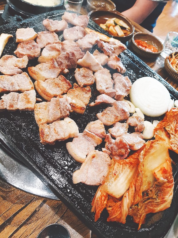 콩사랑숯불돼지갈비 이미지