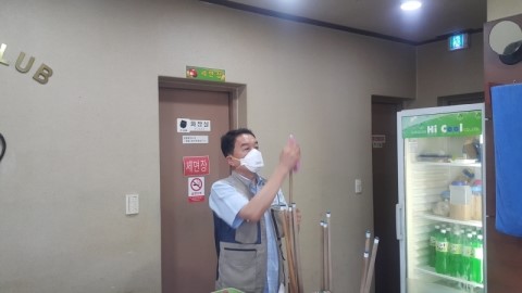큐맨당구장 이미지