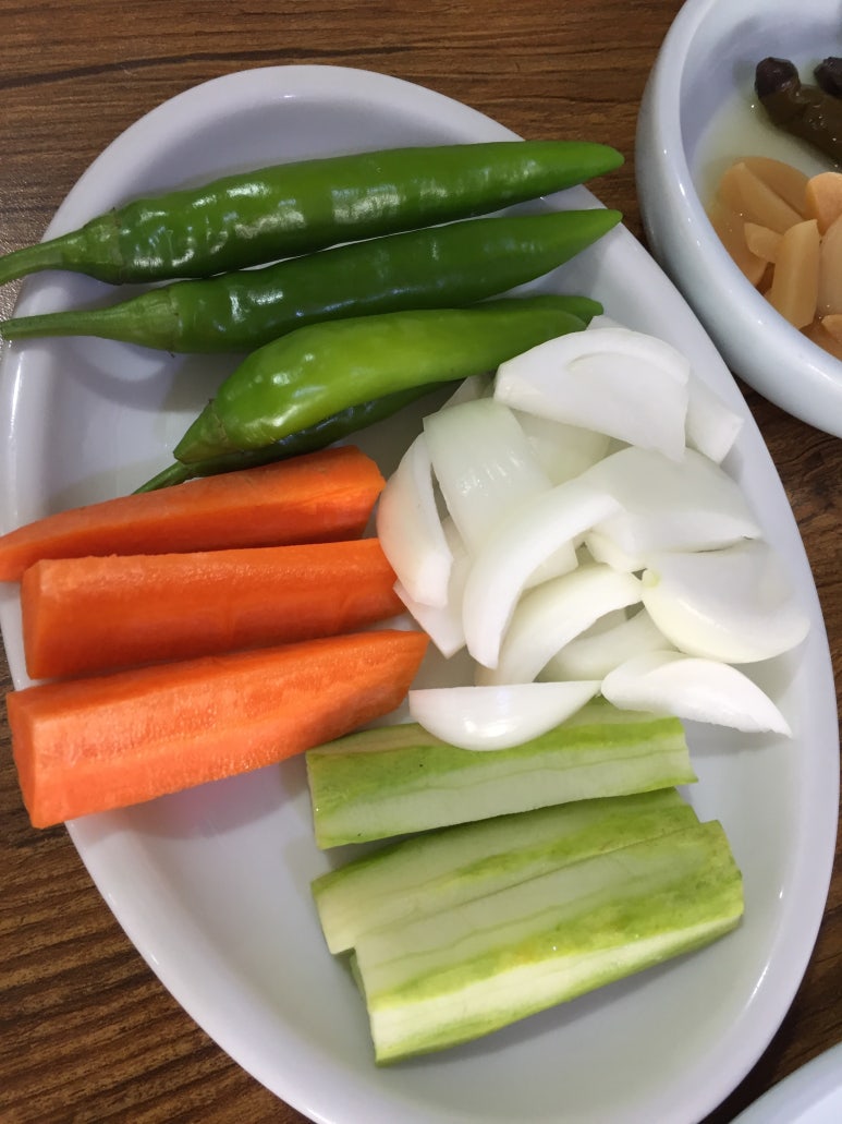 청수한방횡계백숙 이미지