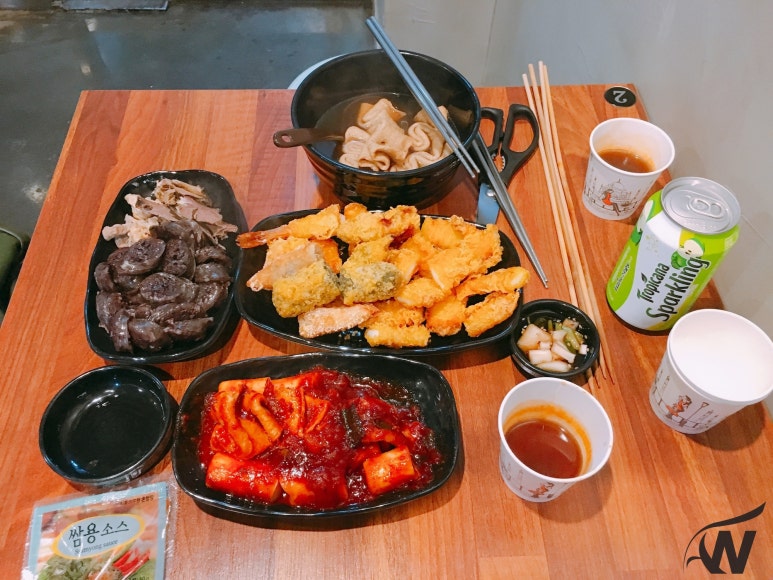 고민석불오뎅가마솥떡볶이 이미지