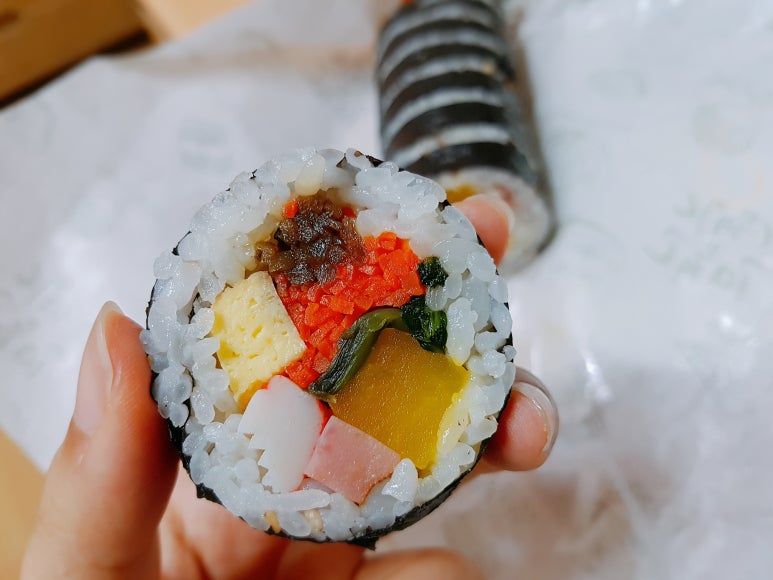 고봉민김밥 이미지