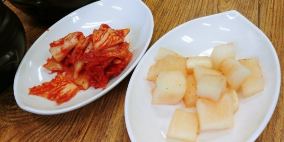 꼬꼬닭칼국수 이미지