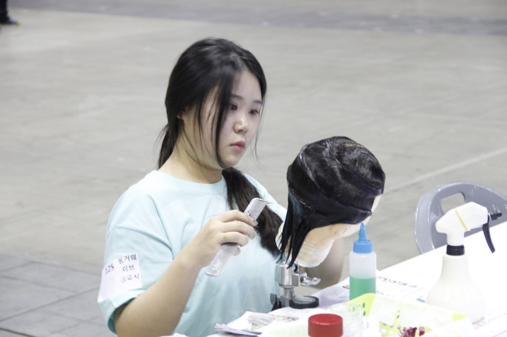 헤어디자인 이미지