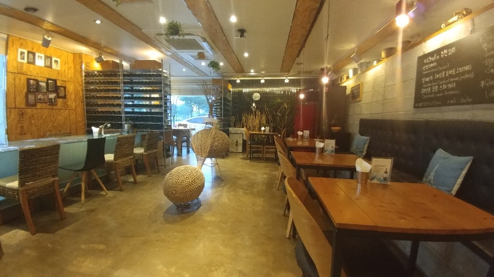 더폼비스트로 이미지