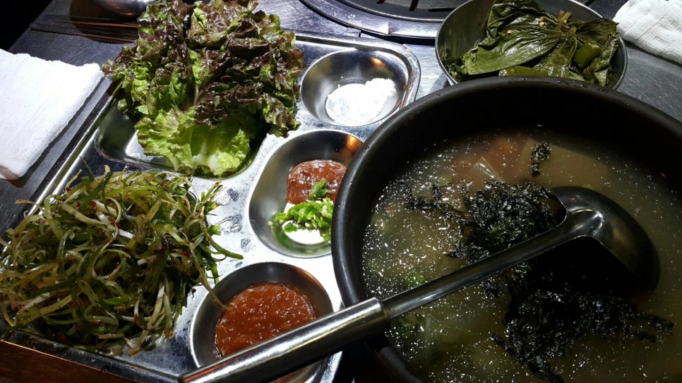 두툼한고깃집 이미지