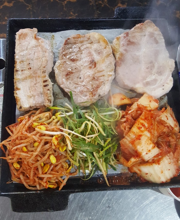 돼지마당연탄소금구이 이미지