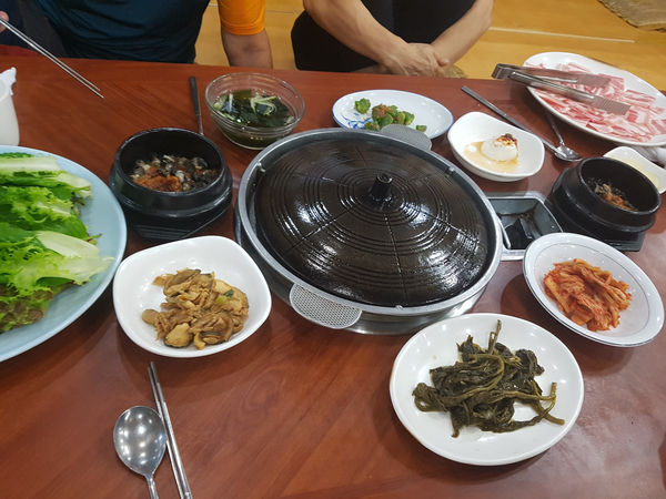 토담우렁쌈밥 이미지