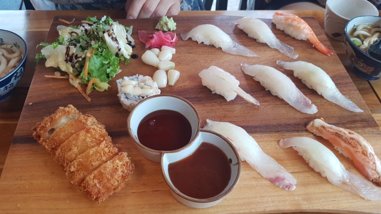 사시미교우 이미지