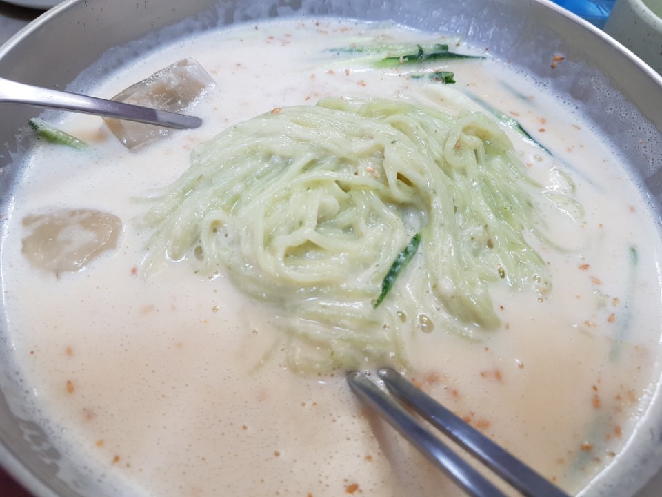 으뜸칼국수랑콩국수랑 이미지