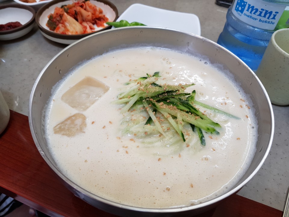 으뜸칼국수랑콩국수랑 이미지