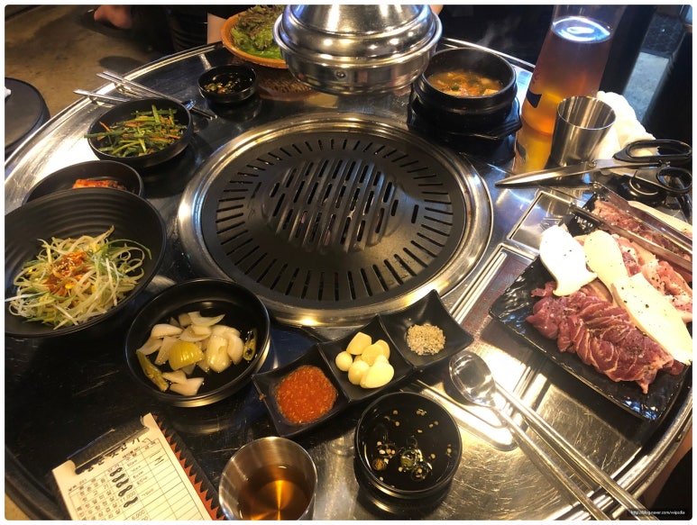 청춘뒷고기 이미지