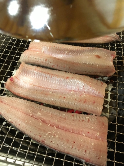 돈항아리숯불구이 이미지