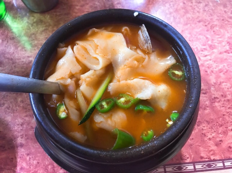 옛날칼국수 이미지