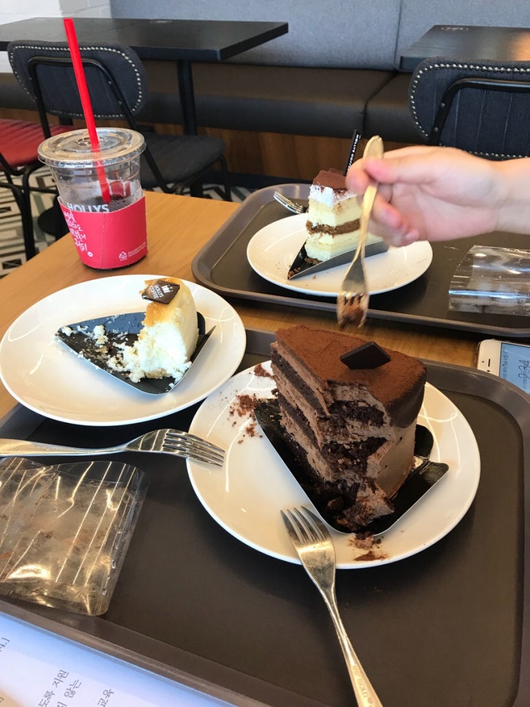 끄레마 이미지