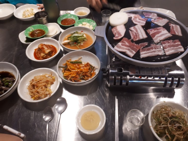 읍내삼겹 이미지