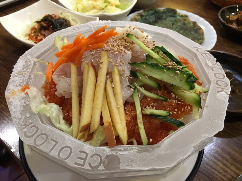 명품횟집 이미지